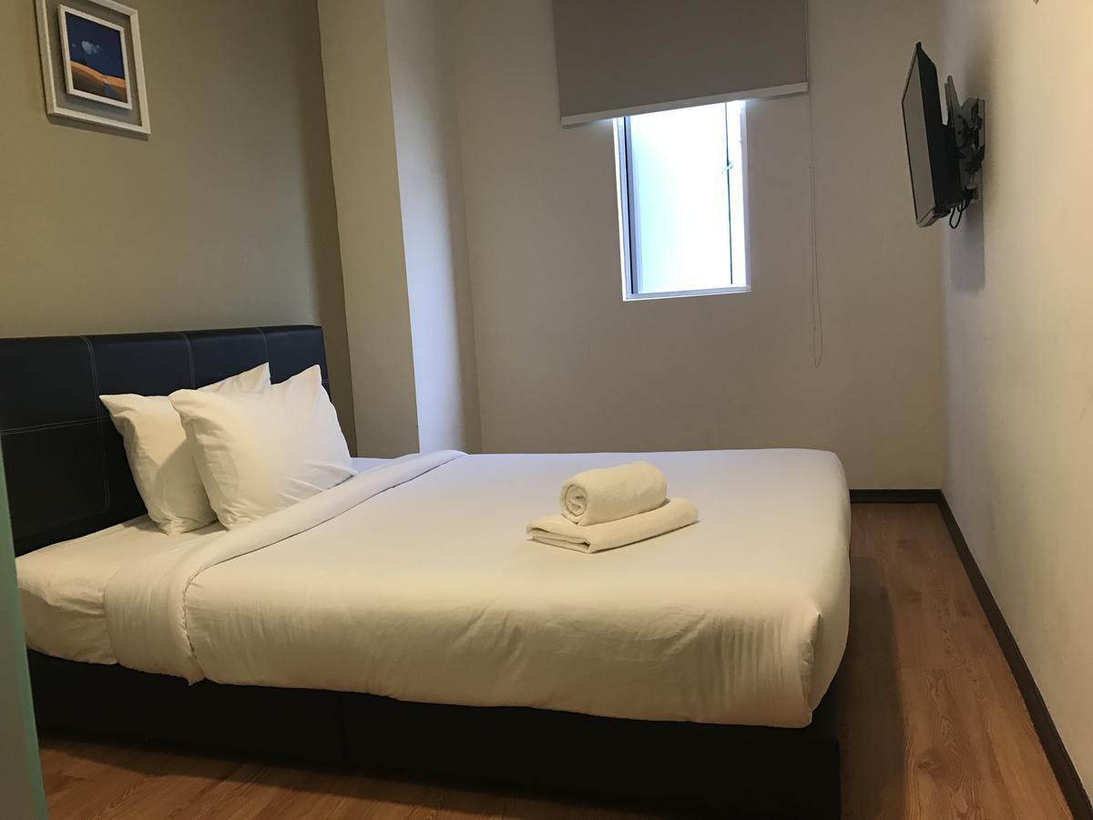 Gem Hotel Нусаджайя Экстерьер фото